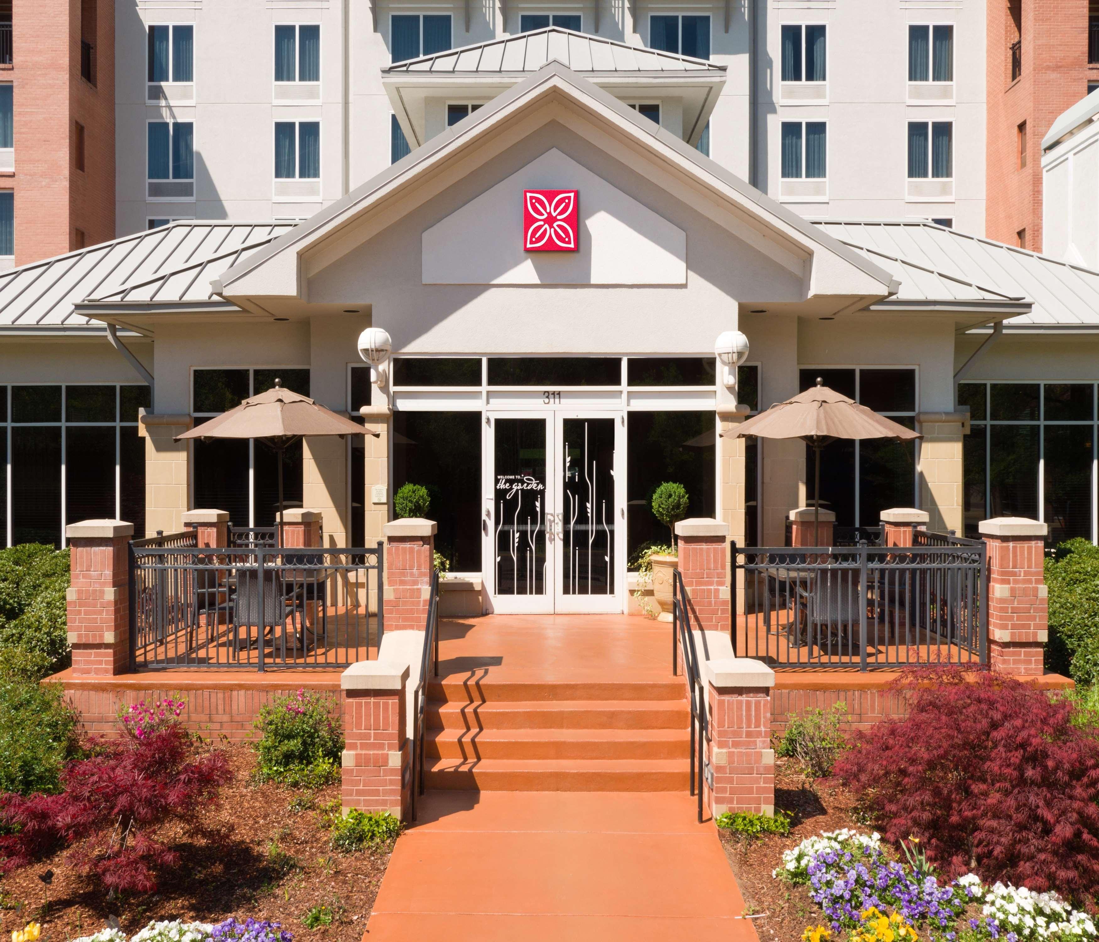 Hilton Garden Inn Chattanooga Downtown Bagian luar foto