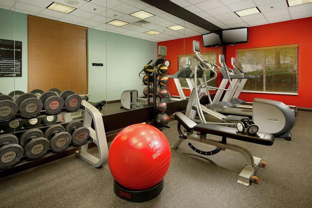 Hilton Garden Inn Chattanooga Downtown Bagian luar foto