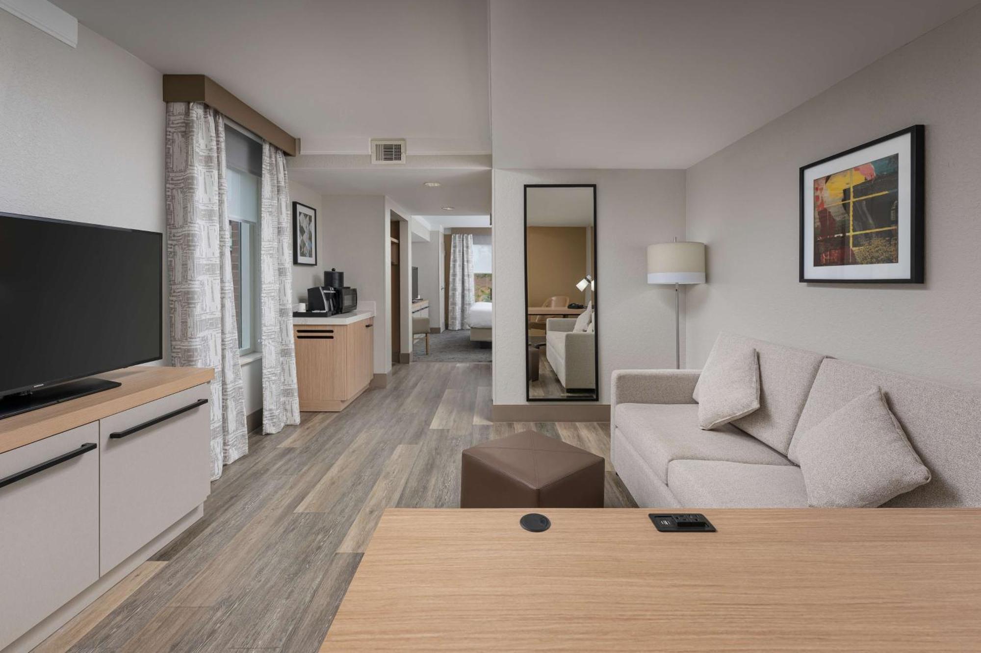 Hilton Garden Inn Chattanooga Downtown Bagian luar foto