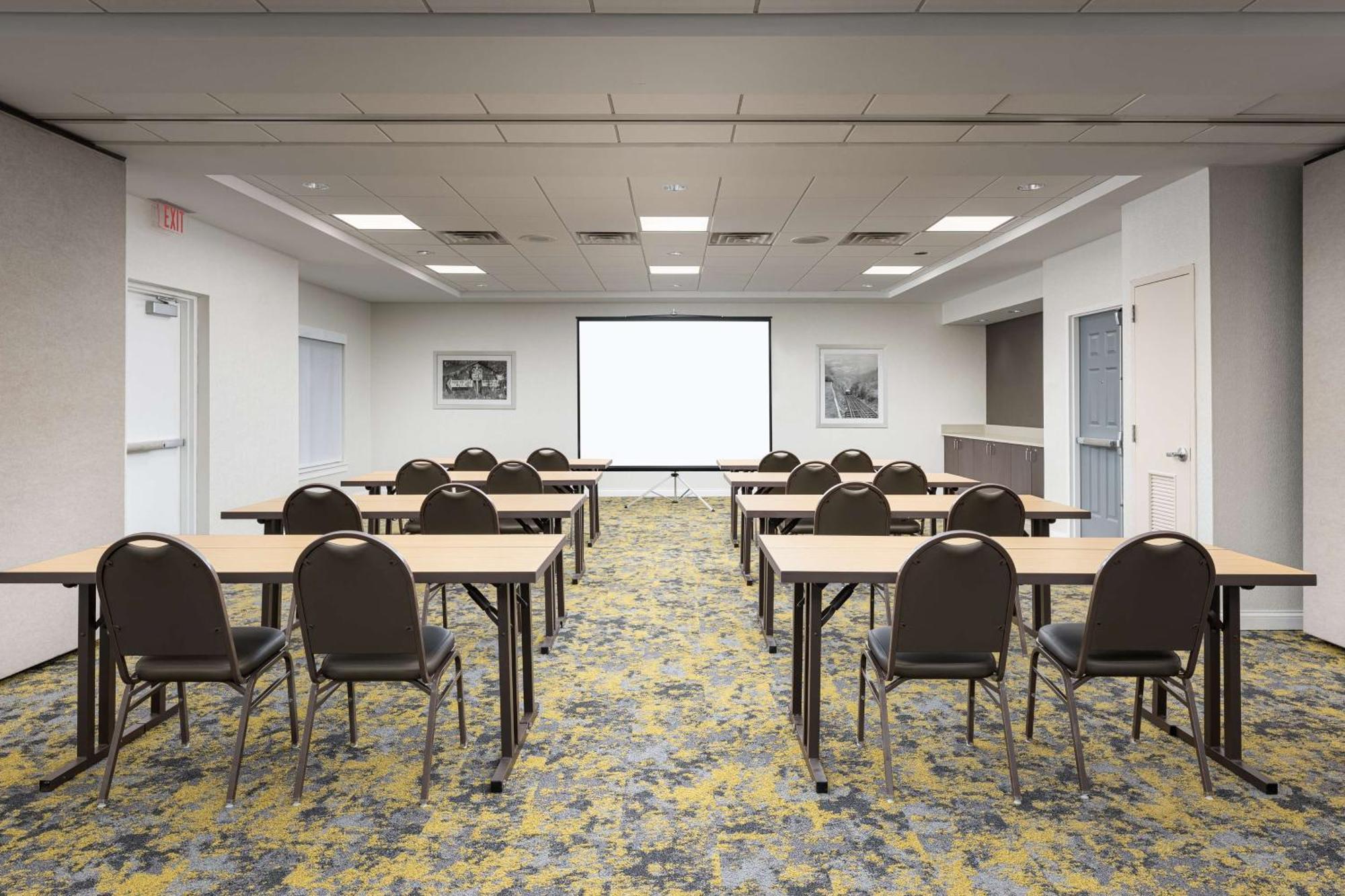 Hilton Garden Inn Chattanooga Downtown Bagian luar foto